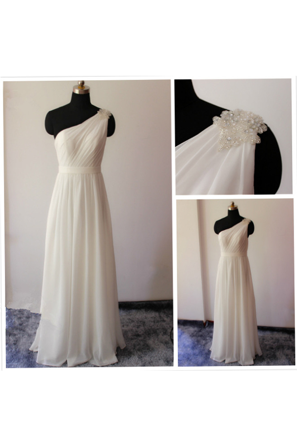 simple and beautiful gown